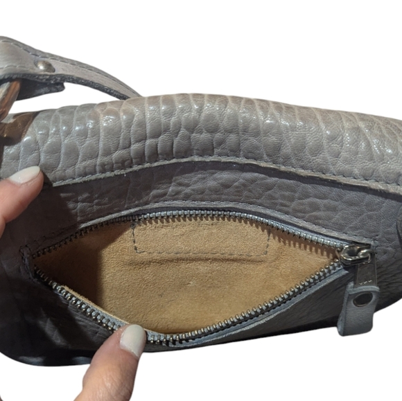 Vin Baker Genuine Grey Leather Crossbody Purse - Picture 3 of 7